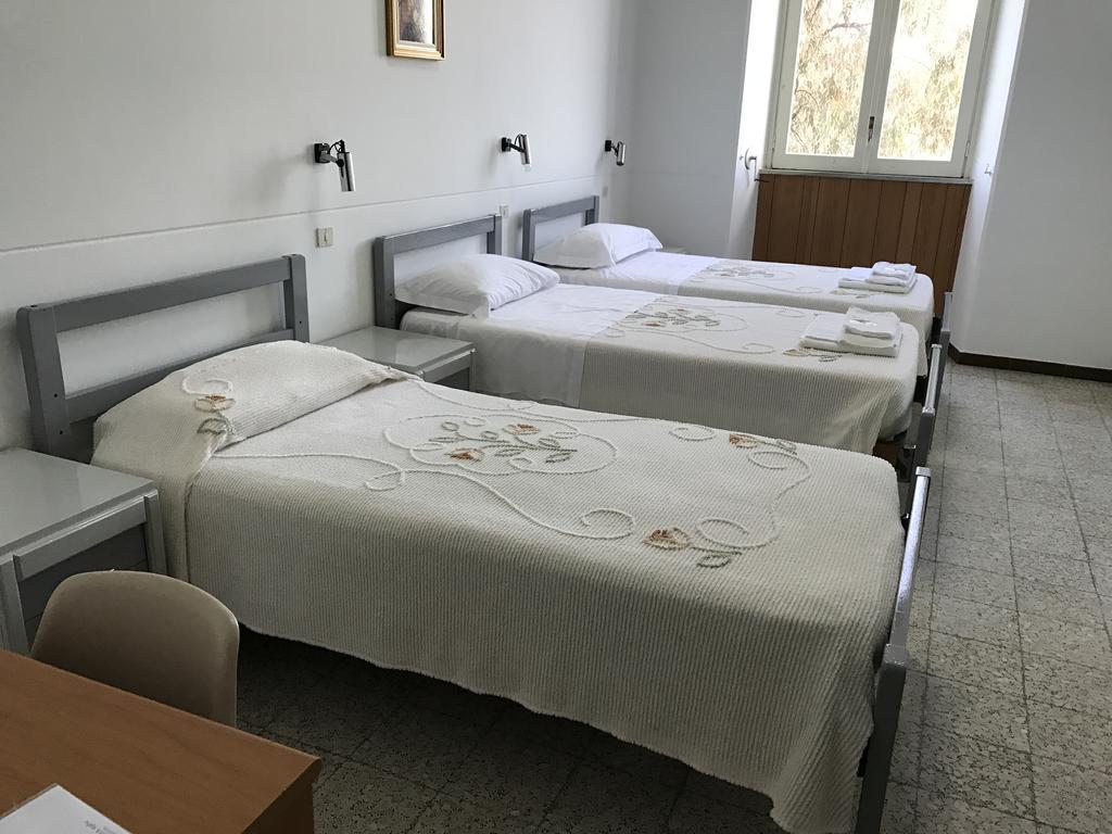 Casa San Tommaso Hotel Linguaglossa Quarto foto
